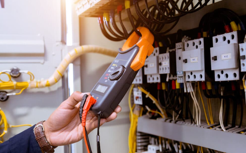 image for a Person testing with multimeter. Instruments de haute précision Solutions de métrologie Équipements industriels Métrologie et contrôle Appareils professionnels de mesure Normes ISO de calibration Maintenance et étalonnage Instruments de laboratoire Analyse chimique Calibrage d’instruments Calibrage de précision Calibrage professionnel Outils de calibrage Calibration et ajustement Calibrage industriel Procédures de calibrage Calibrage en laboratoireBalances analytiques PH-mètres et conductimètres Étalonnage d’instruments Services d’étalonnage Instruments de mesure Appareils de mesure Mesure de précision Mesure industrielle Mesure dimensionnelle Mesure mécanique Mesure électrique Outils de mesure Techniques de mesure Mesure en laboratoireOutils d’étalonnage Processus d’étalonnage Étalonnage industriel Étalonnage mécanique Étalonnage électrique Étalonnage en laboratoire Appareils d’étalonnage Normes d’étalonnage